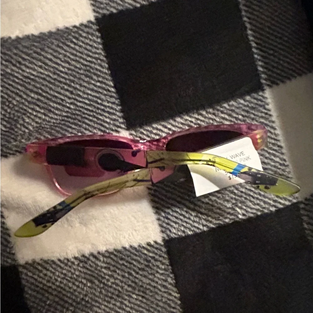 Kids, new wave sunglasses
